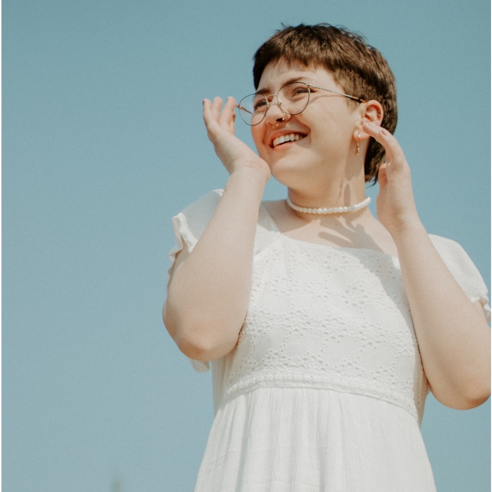 Meet your Posher, Olivia